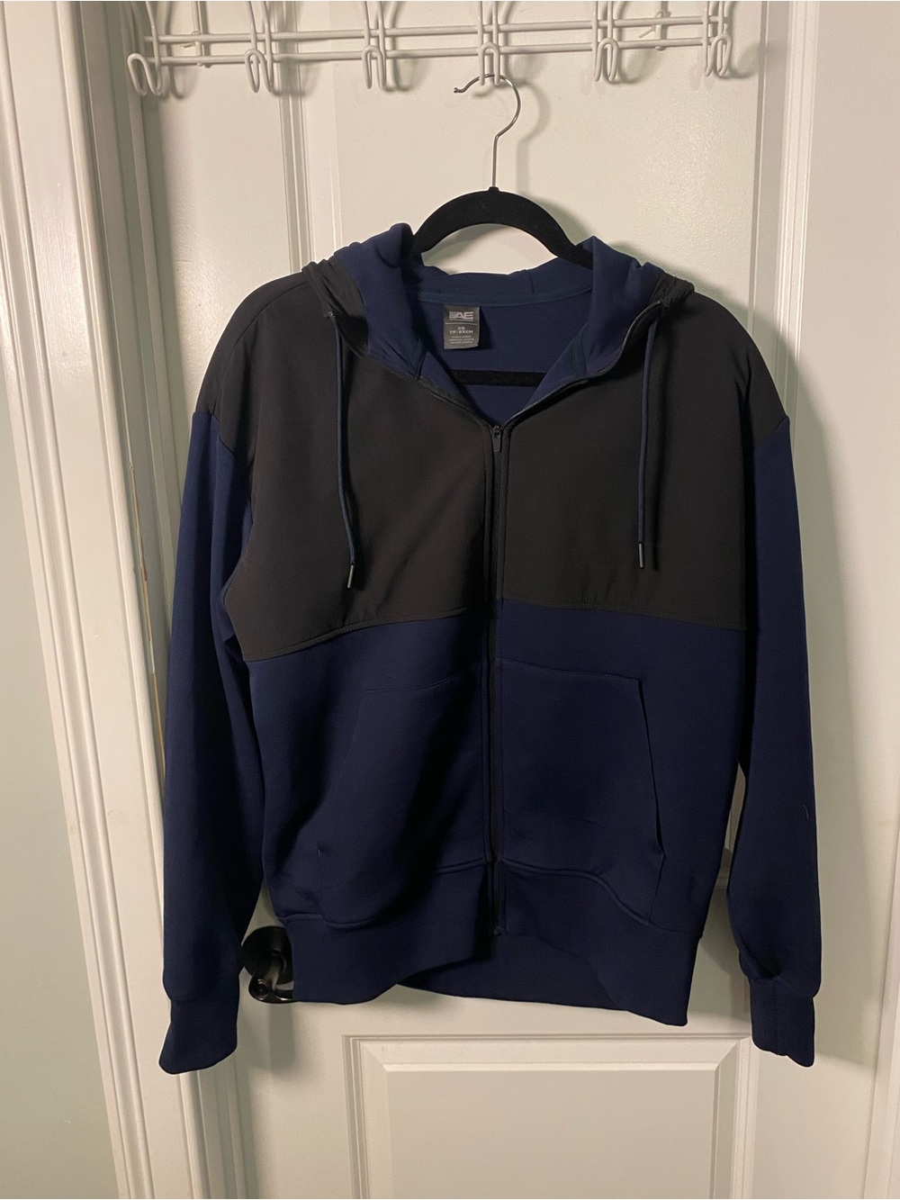 American Eagle Outfitters Navy and Black Two-Tone Full-Zip Hoodie Sweater